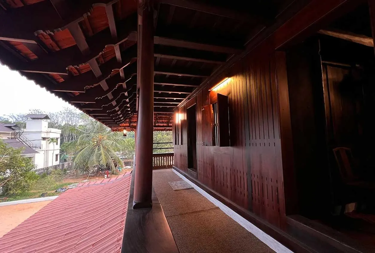 Mandapathil Heritage Home & Party Hall Pala 0*,  Индия