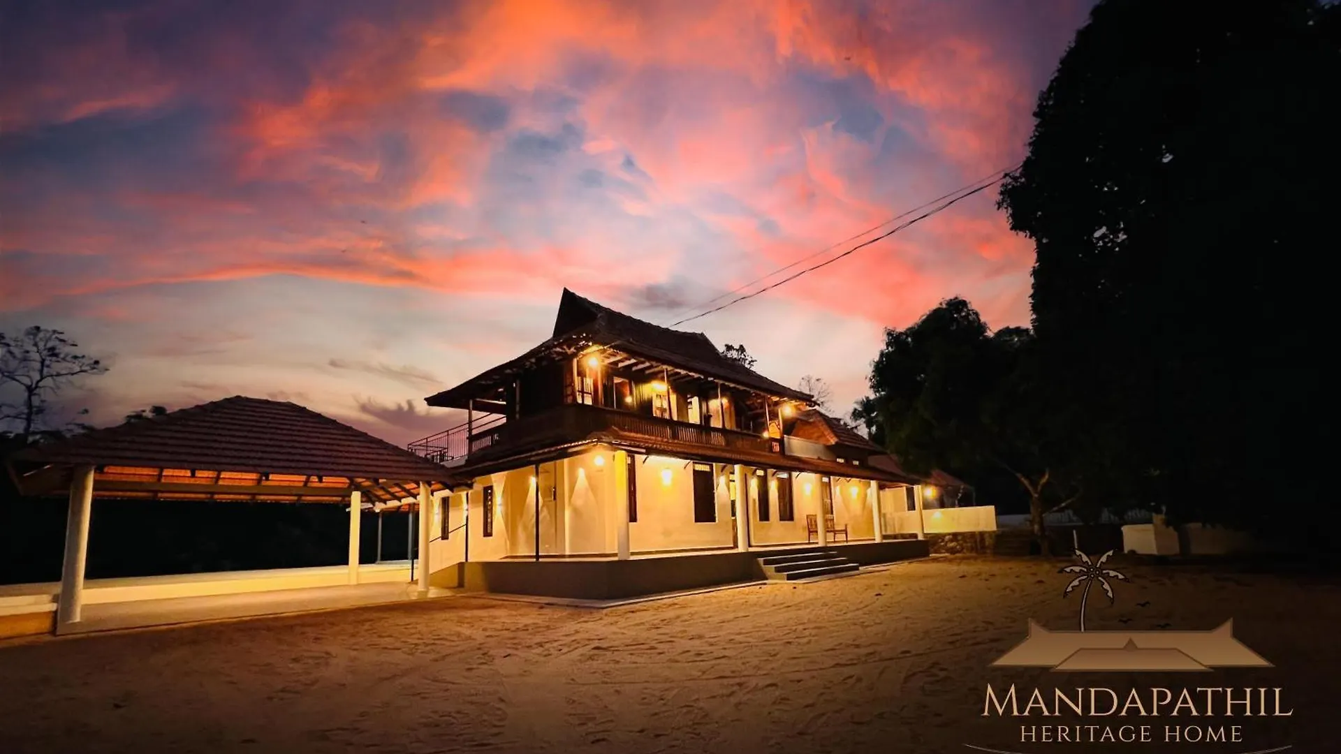 Mandapathil Heritage Home & Party Hall Pala